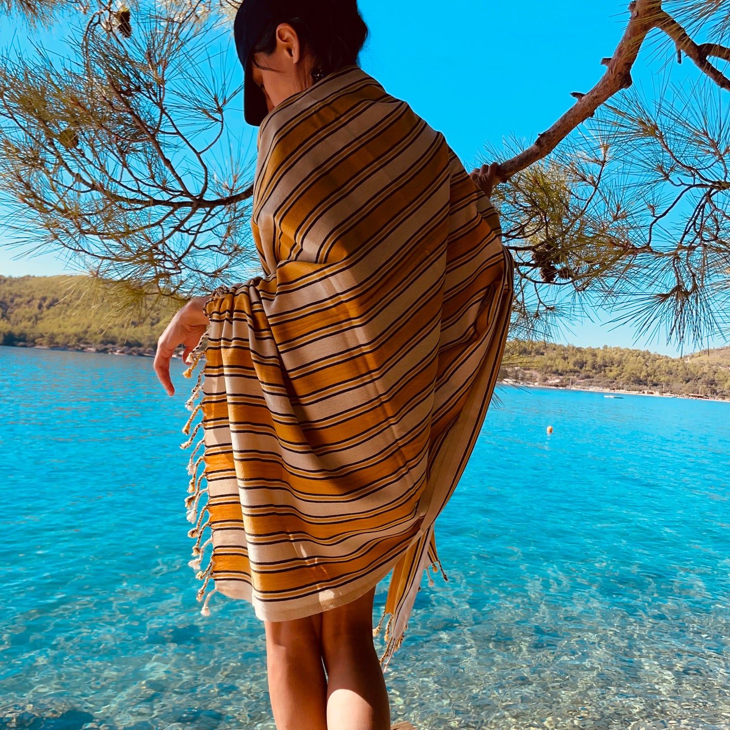 SUNDAZE Handwoven Hammam Towel