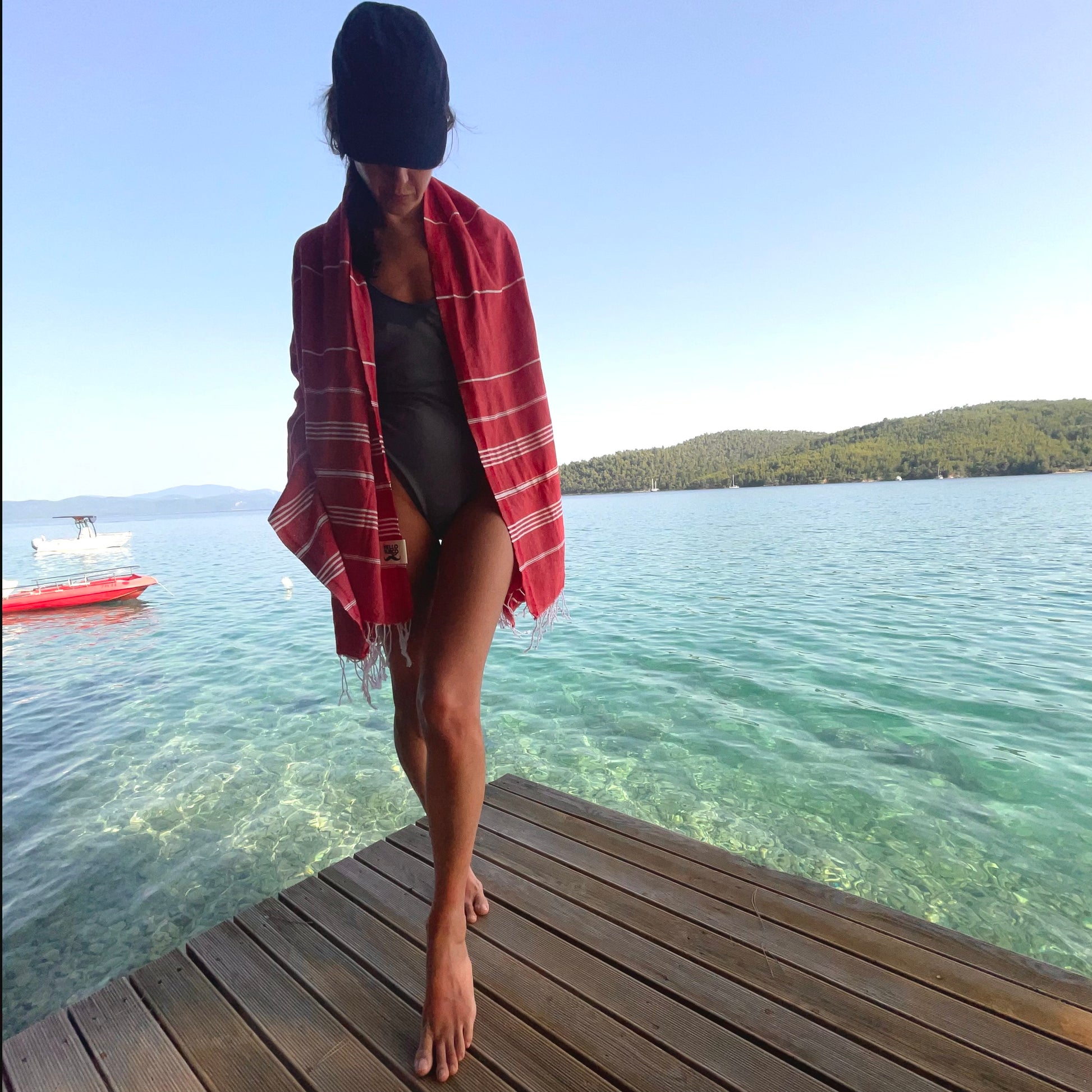 "FÜR DIE BESTE MAMA - ROT" Embroidered