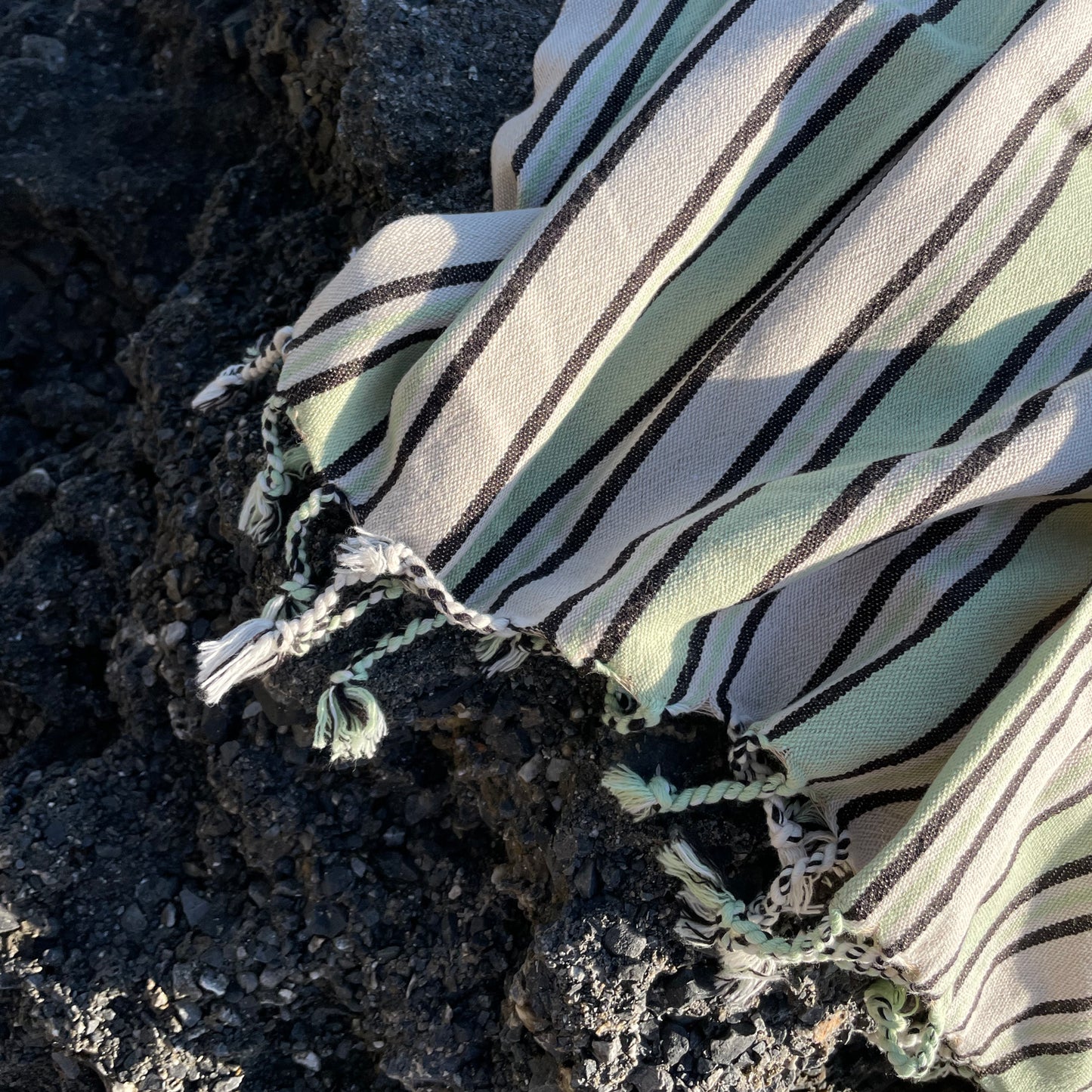 LIKE LAKE Handwoven Hammam Towel