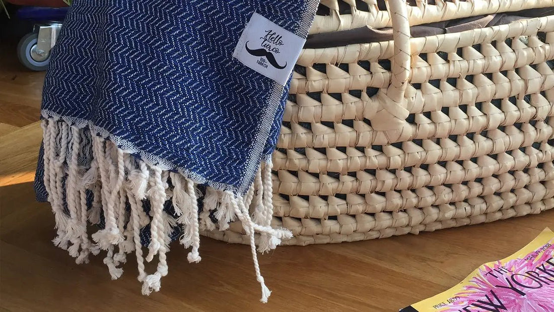 This is exactly what you need to know about a Turkish hamam towel. - HELLO TURCO