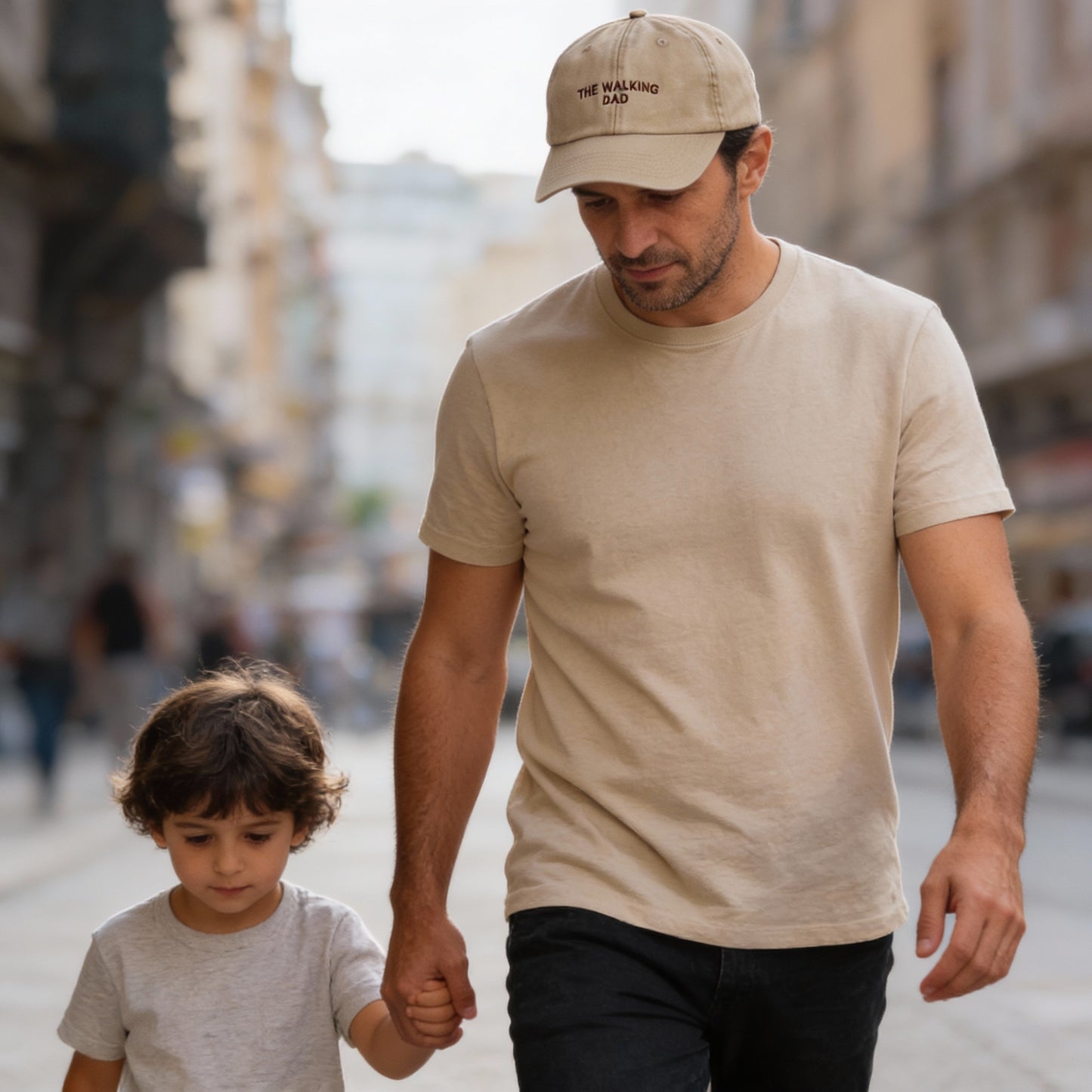 Personalisierte Vintage Sand Basecap "The Walking Dad"