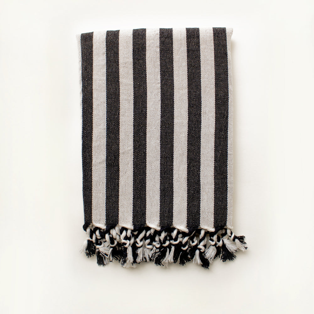 BLACK STRIPES XS Handgewebtes Hamamtuch aus BIO-Baumwolle