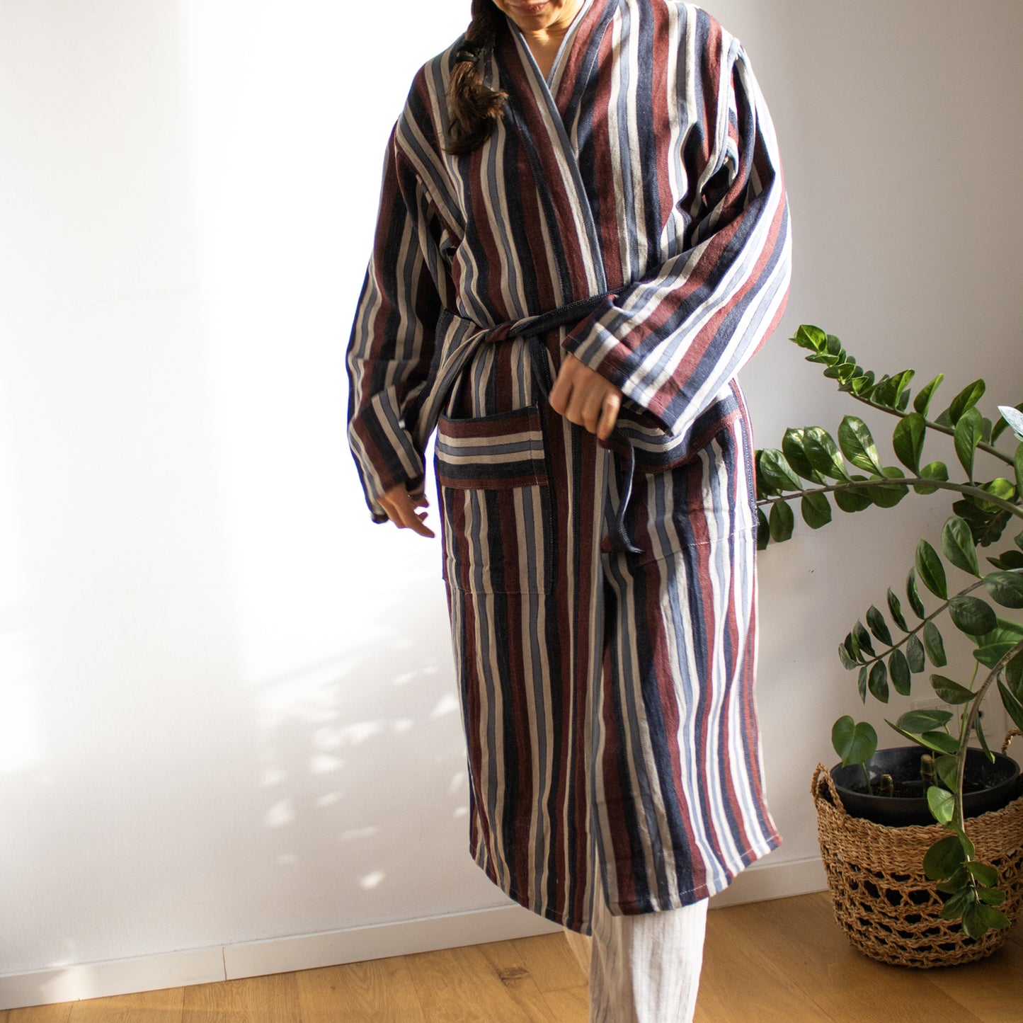 BORDO ROBE - Handwoven Robe for Luxurious Relaxation