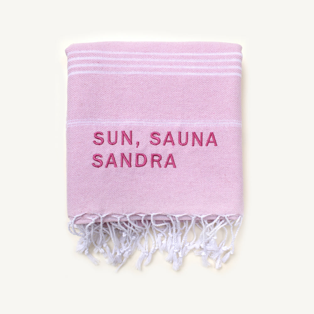 "SUN, SAUNA, SANDRA" Besticktes Hamamtuch