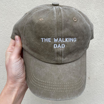 Personalisierte beige Basecap "The Walking Dad"